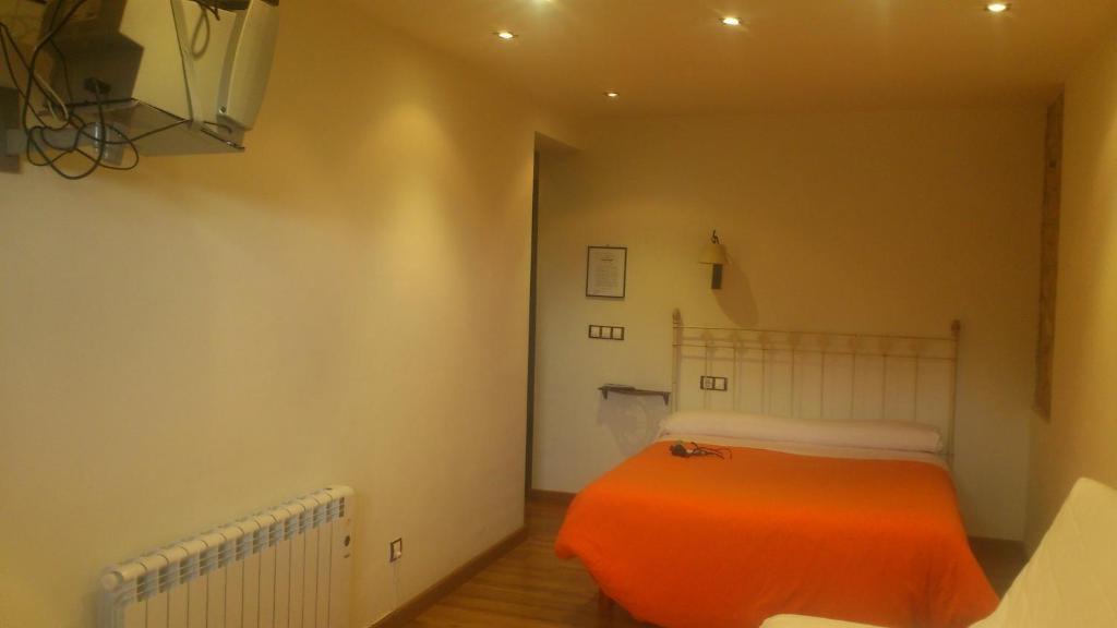 Apartamentos Rurales La Cirigueena Oles Cameră foto